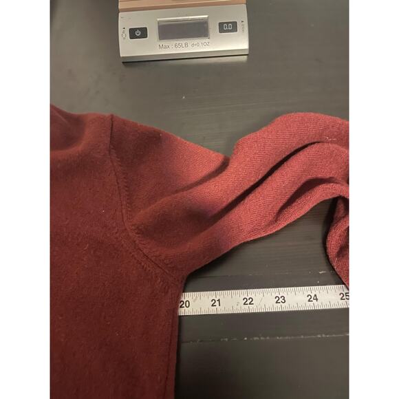 Vintage Pendleton Sweater Mens 40 Medium Burgundy Wool V Neck Made USA 70s FLAW - Picture 7 of 9